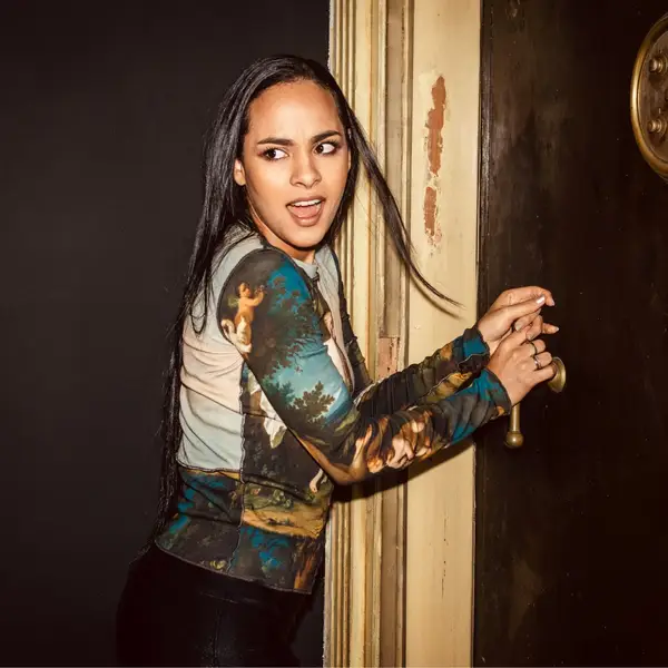 Maya Fourteen, fashion portrait in a doorway