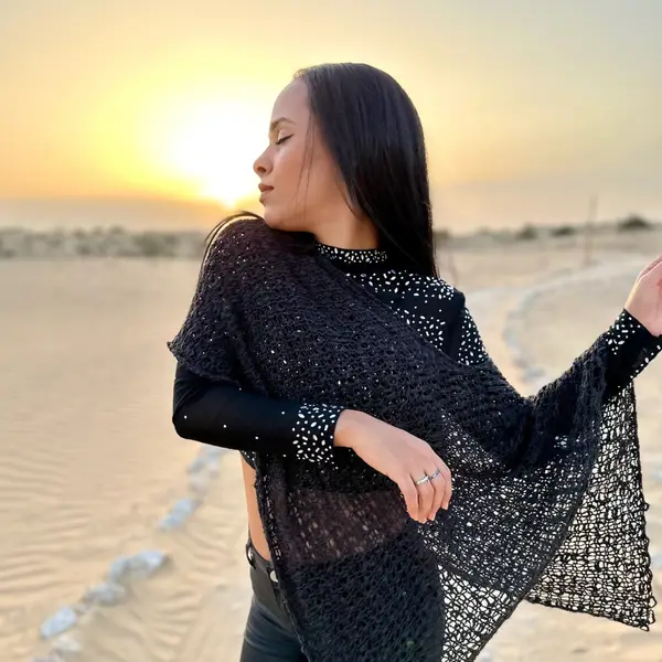 Maya Fourteen, portrait at sunset in the desert